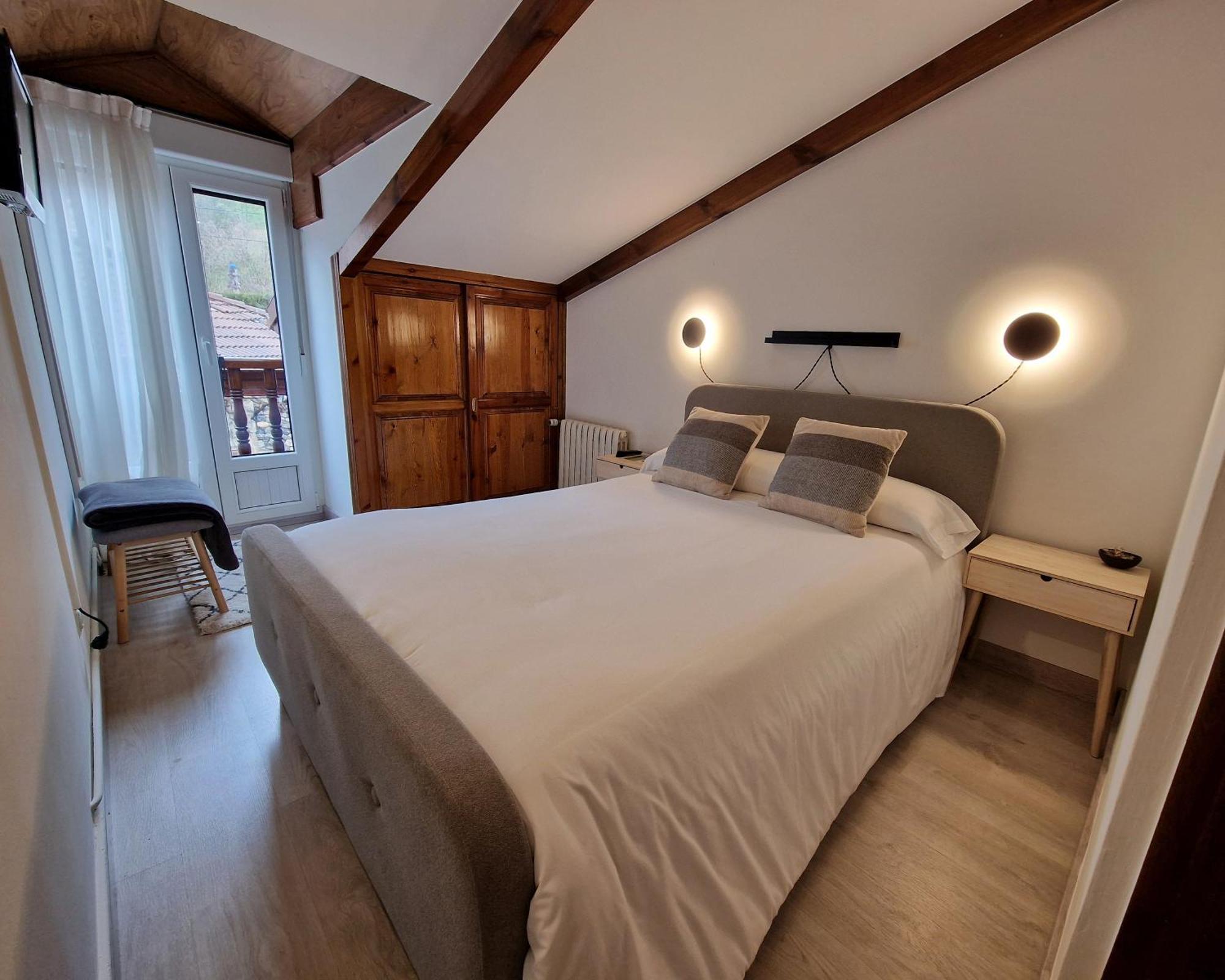 Hostal Remona Espinama Eksteriør bilde